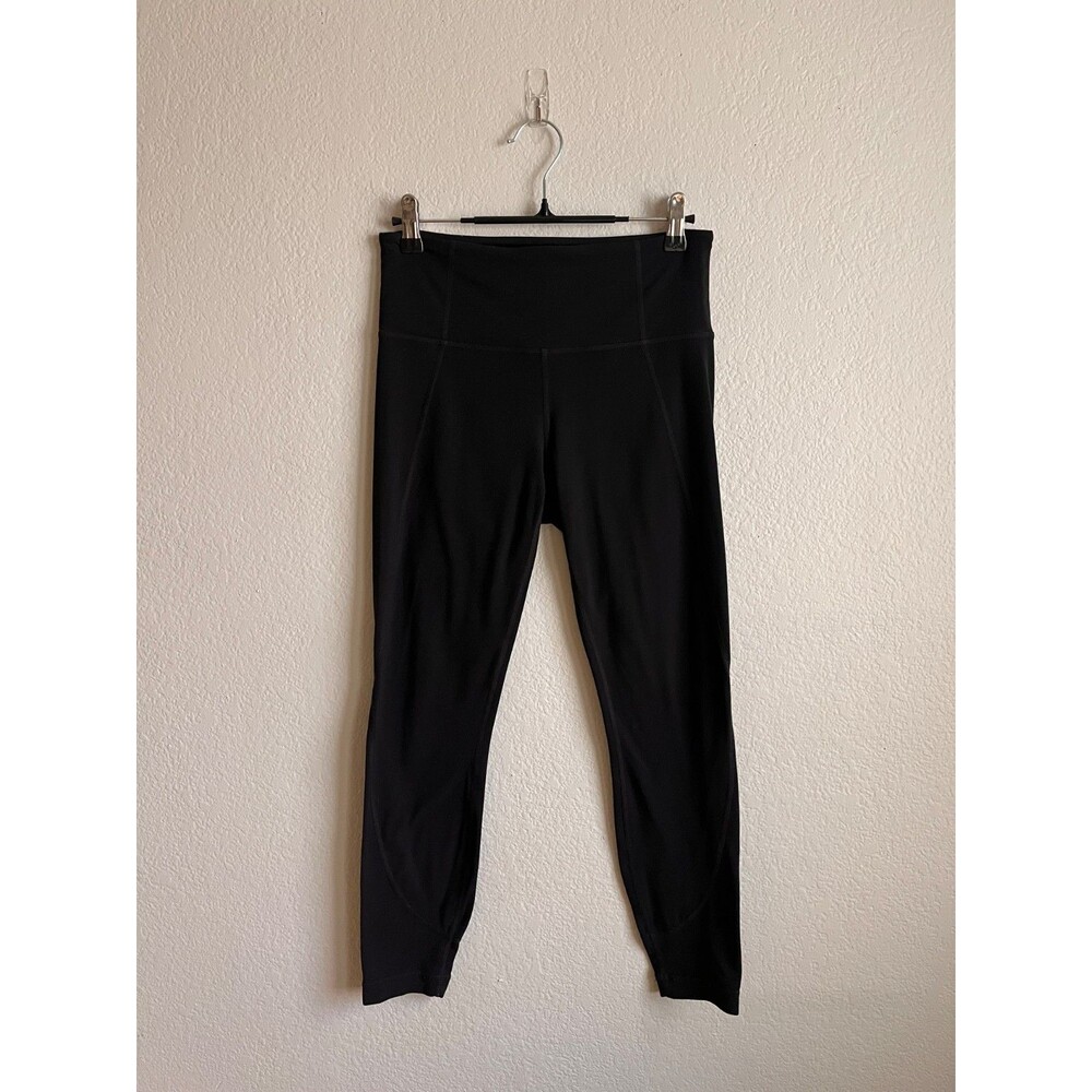 Athleta Salutation 7/8 Tight in Black Size SMALL